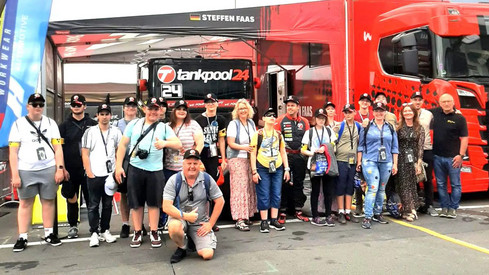 Inklusion im Motorsport: Landesblindenschule erlebt ADAC Truck-Grand-Prix hautnah